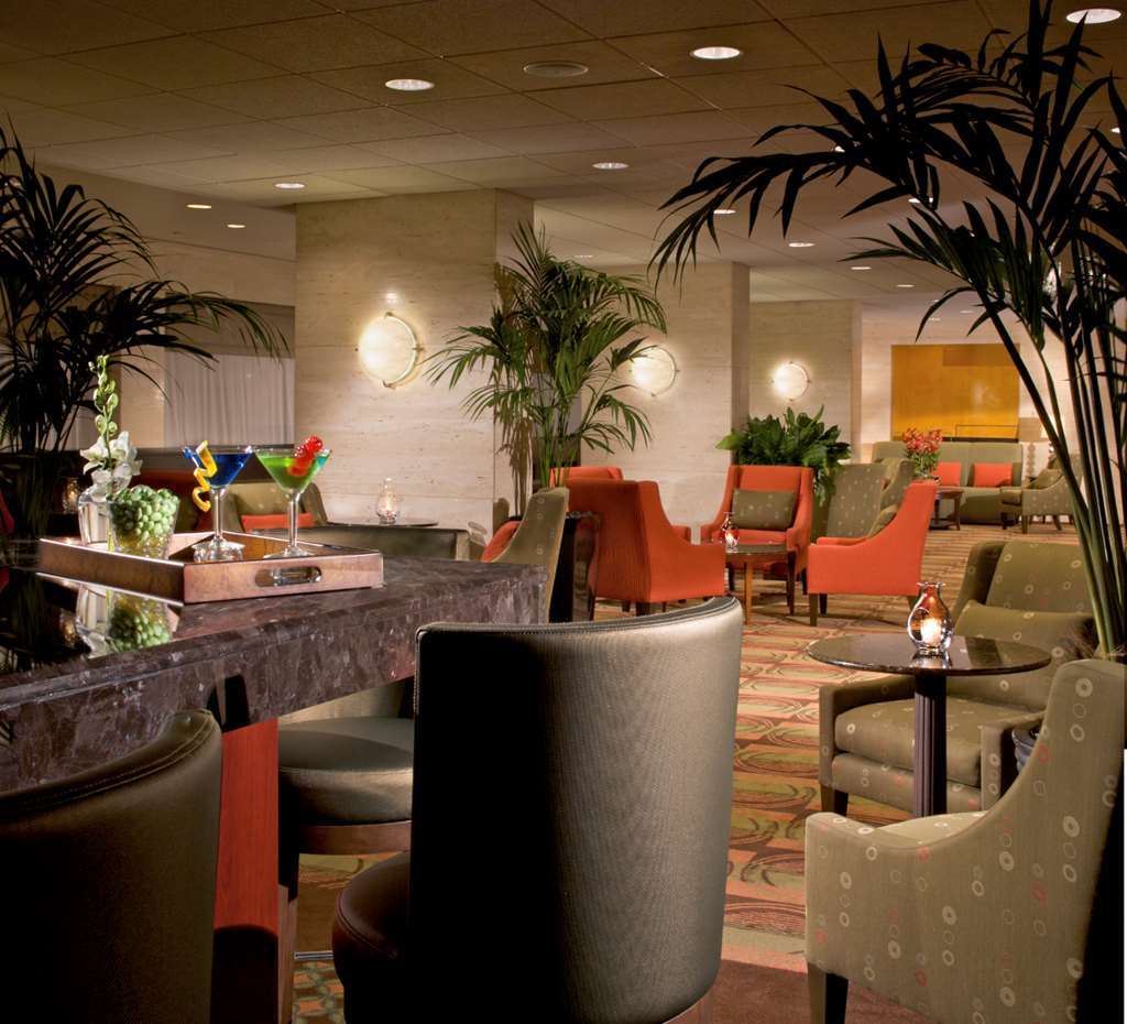 Hotel Doubletree By Hilton & By The Galleria Houston